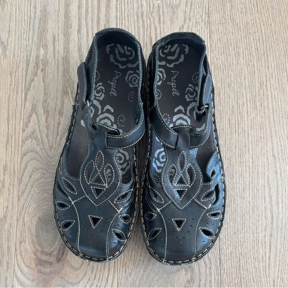 Propet Black Jenna Leather Sandals Women’s 9.5 Medium Width Excellent Condition